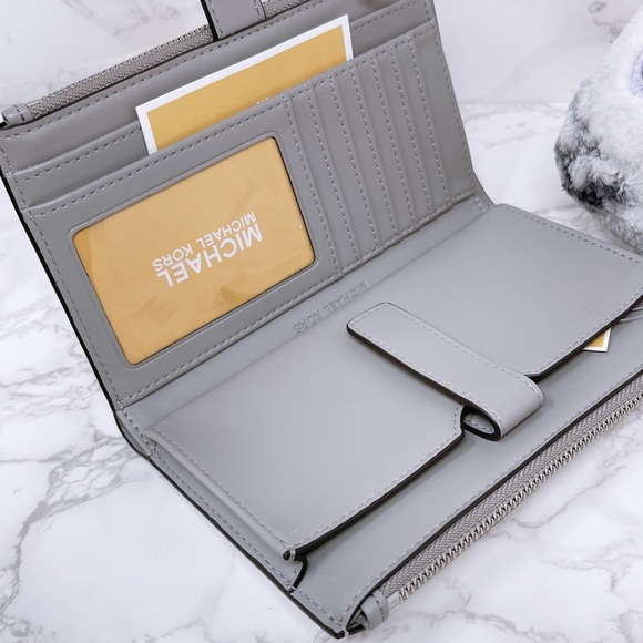 Michael Kors Avril Small Satchel and Wallet - Picture 15 of 15